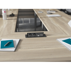 Krzesła Vienna (18 szt ) Stół konferencyjny 414x200cm Twist H18 na 18 osób